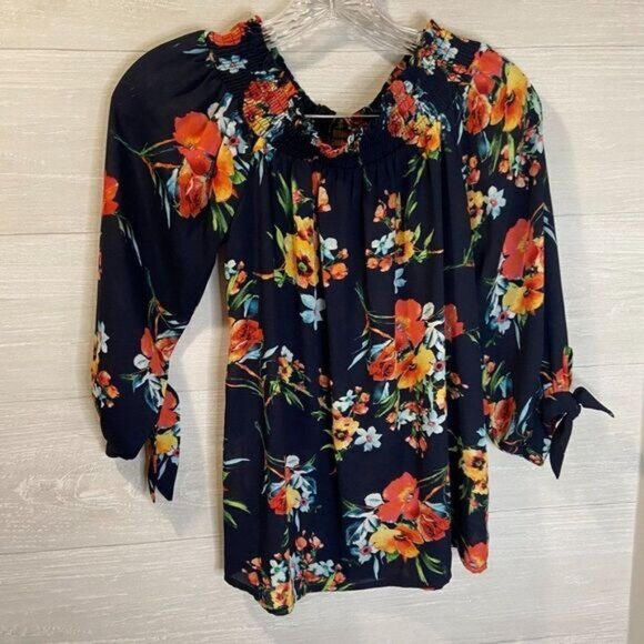 Timing Women's Sexy Off The Shoulder Tops Tie-Sleeve Smocked Off-Shoulder - Picture 7 of 7